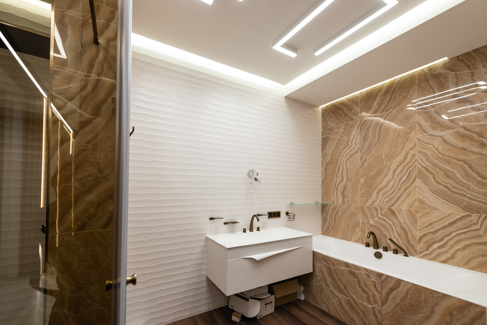 Ванные комнаты и санузлы. Подборка наших работ.