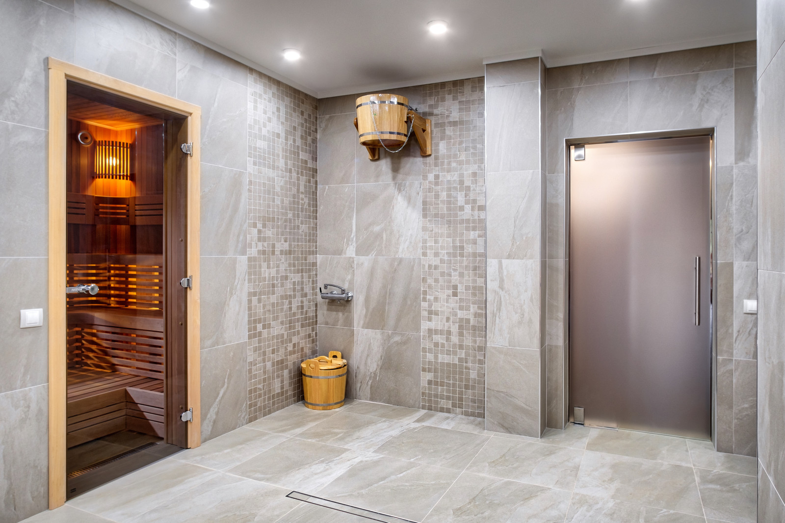 Обложка проекта: Банный комплекс с сауной, кедровой бочкой и бассейном