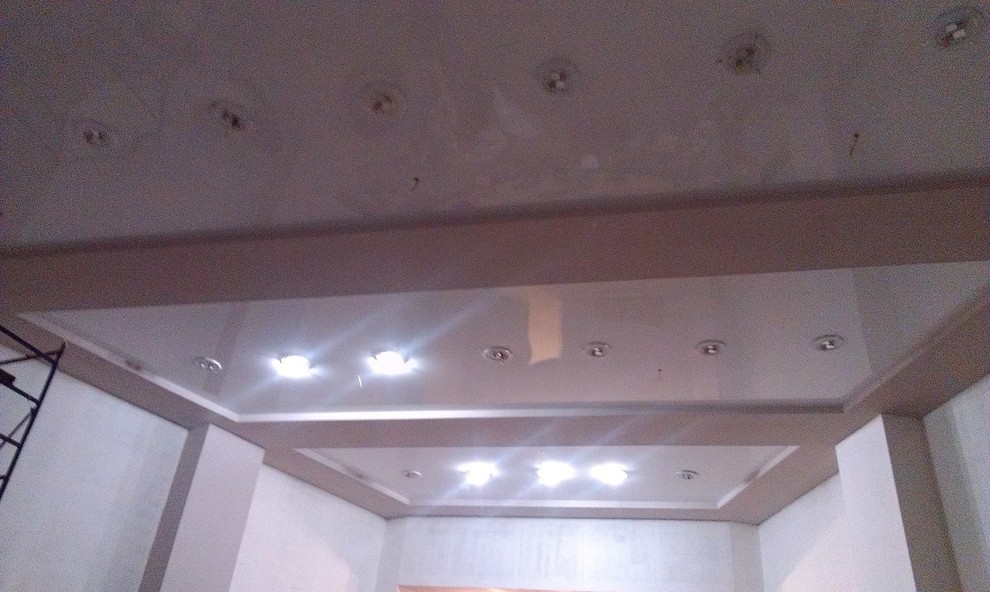 Натяжные потолки;фактуры:глянцевый,сатиновый,матовый.ПВХ