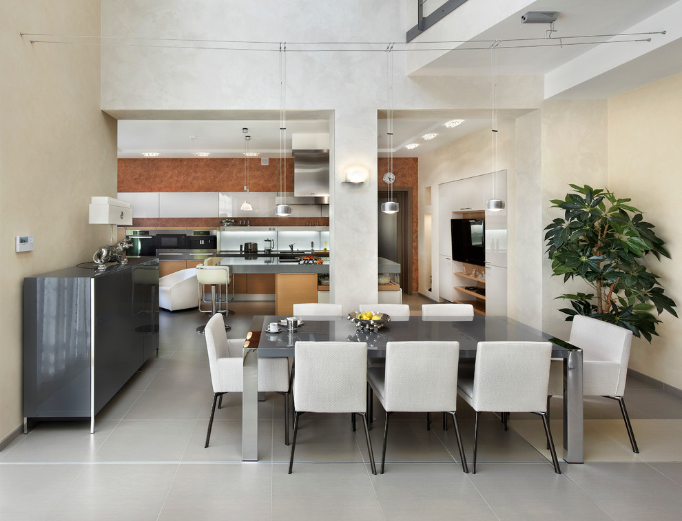 Обложка альбома: Викторианский кухни- столовые