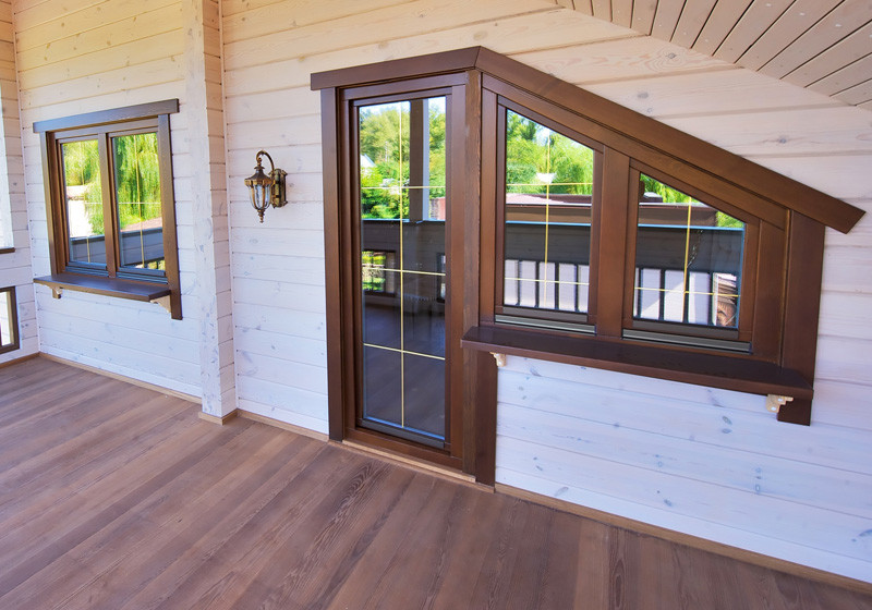 Обложка проекта: Деревянные окна