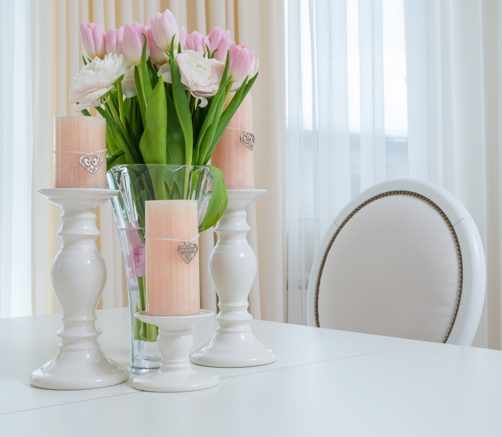 Частный дом в нежных тонах