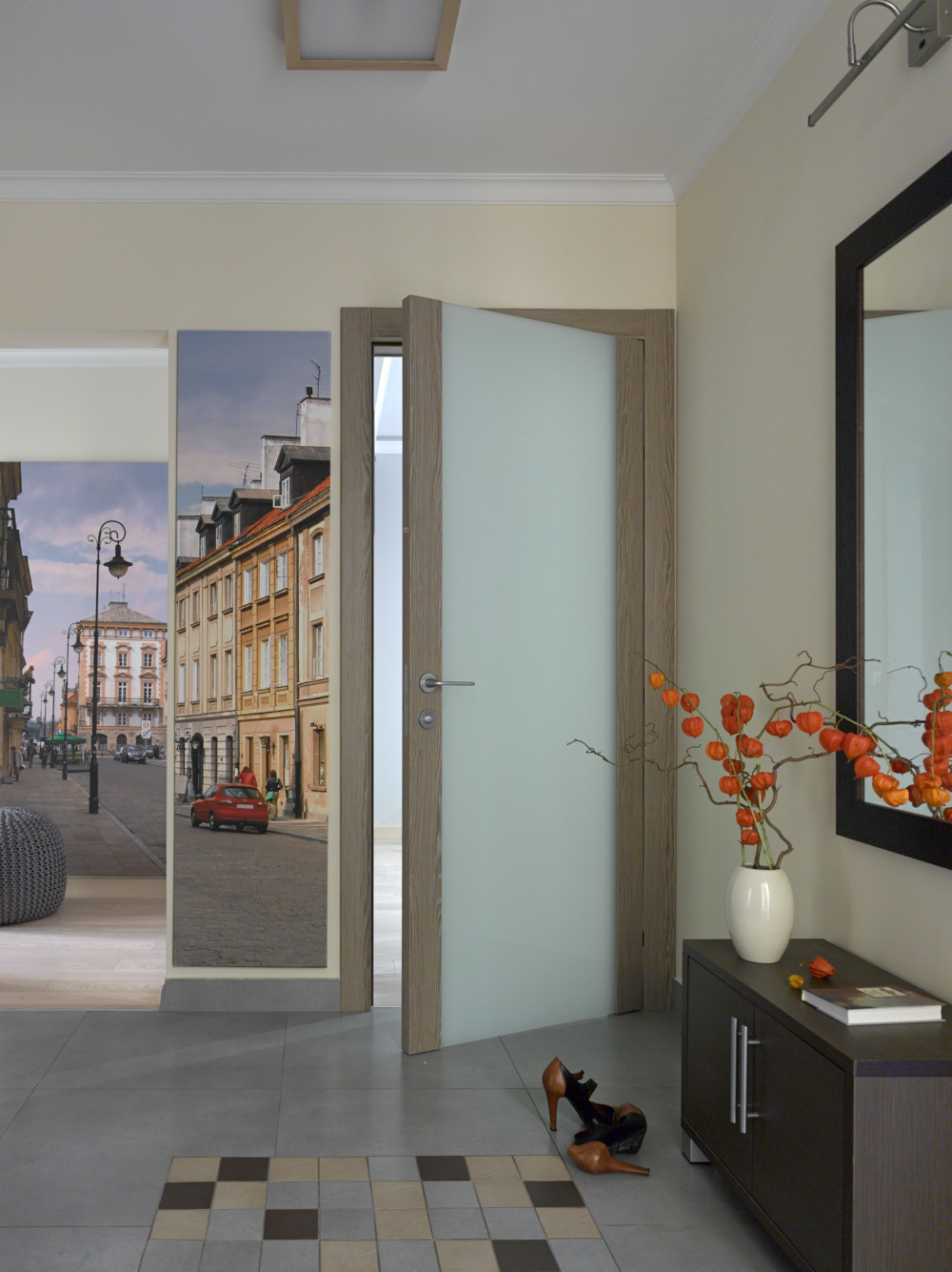 Современная квартира с элементами эко для мамы, дочки и кота