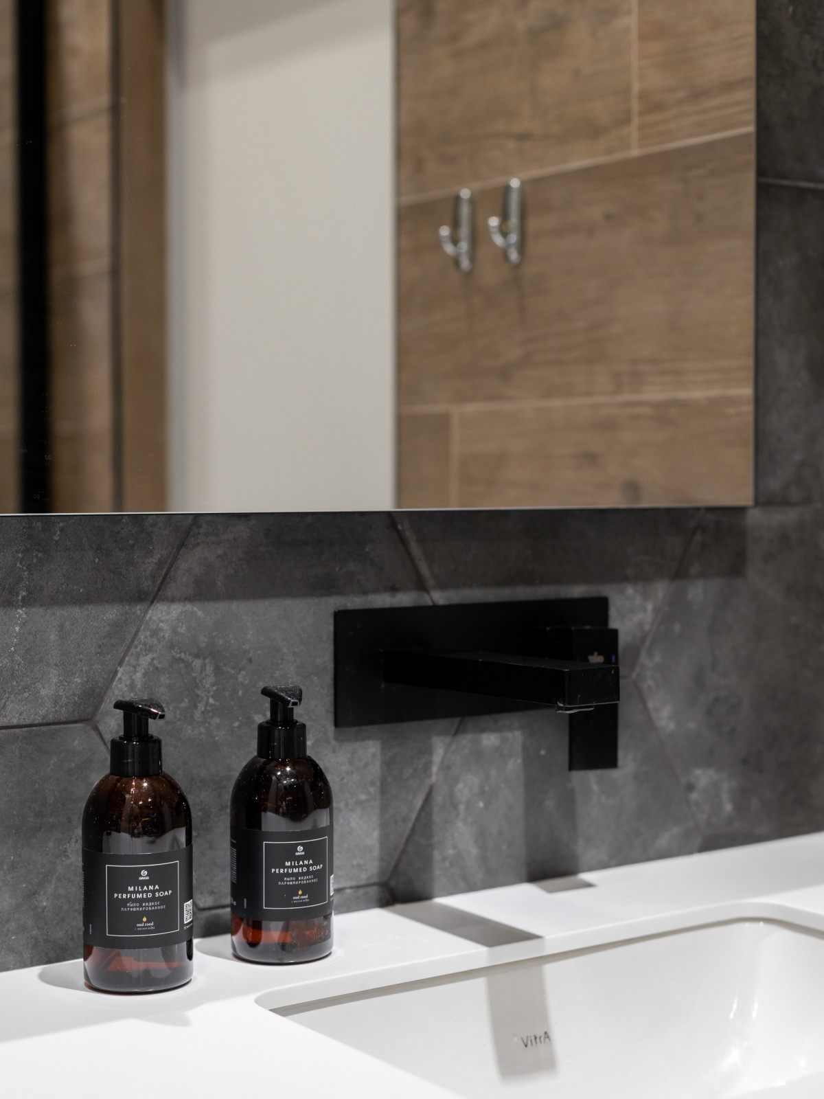 Квартира для профессора академии физико-математических наук