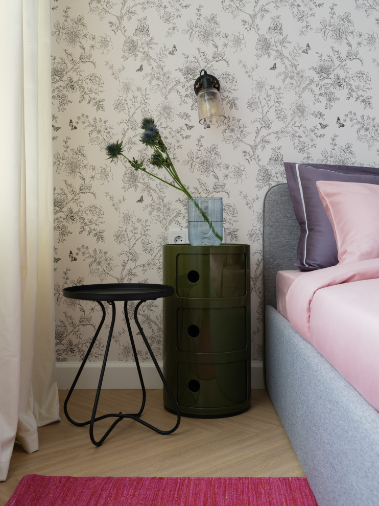 Небольшая яркая квартира