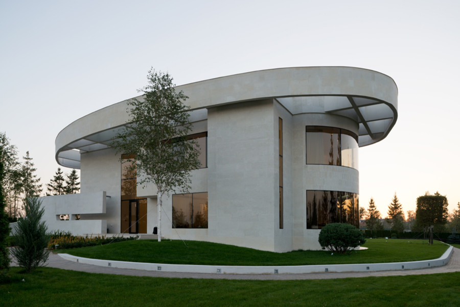 VILLA IN AGALAROV ESTATE