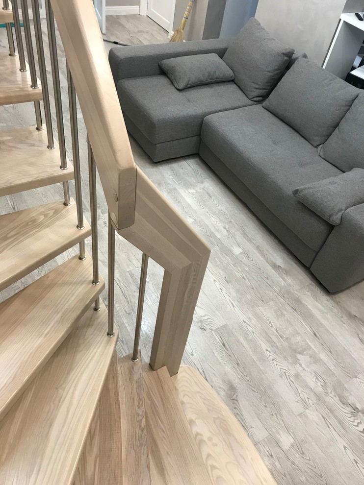 Лестница в двухуровневой квартире