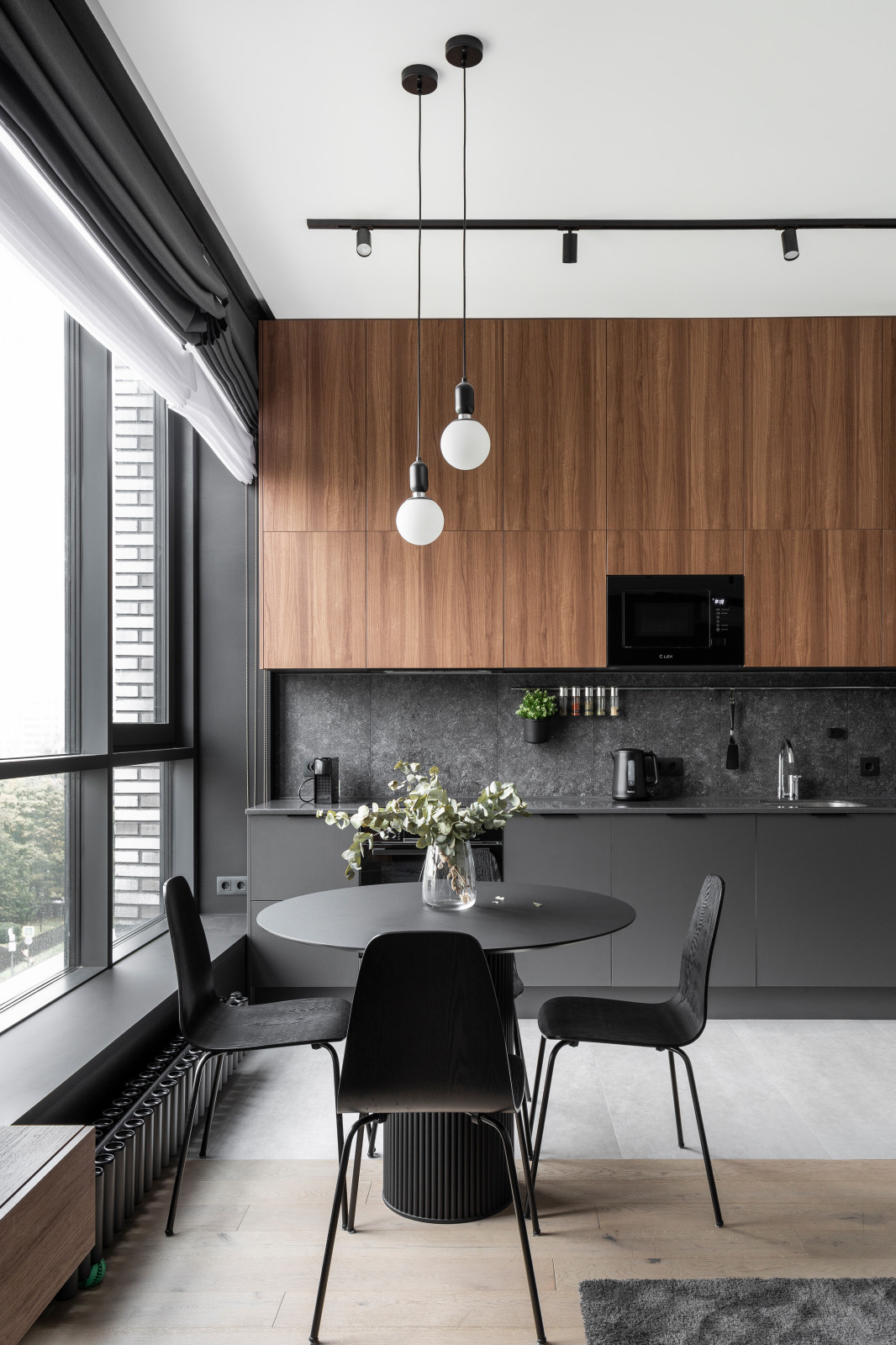 Новочерёмушкинская, 17