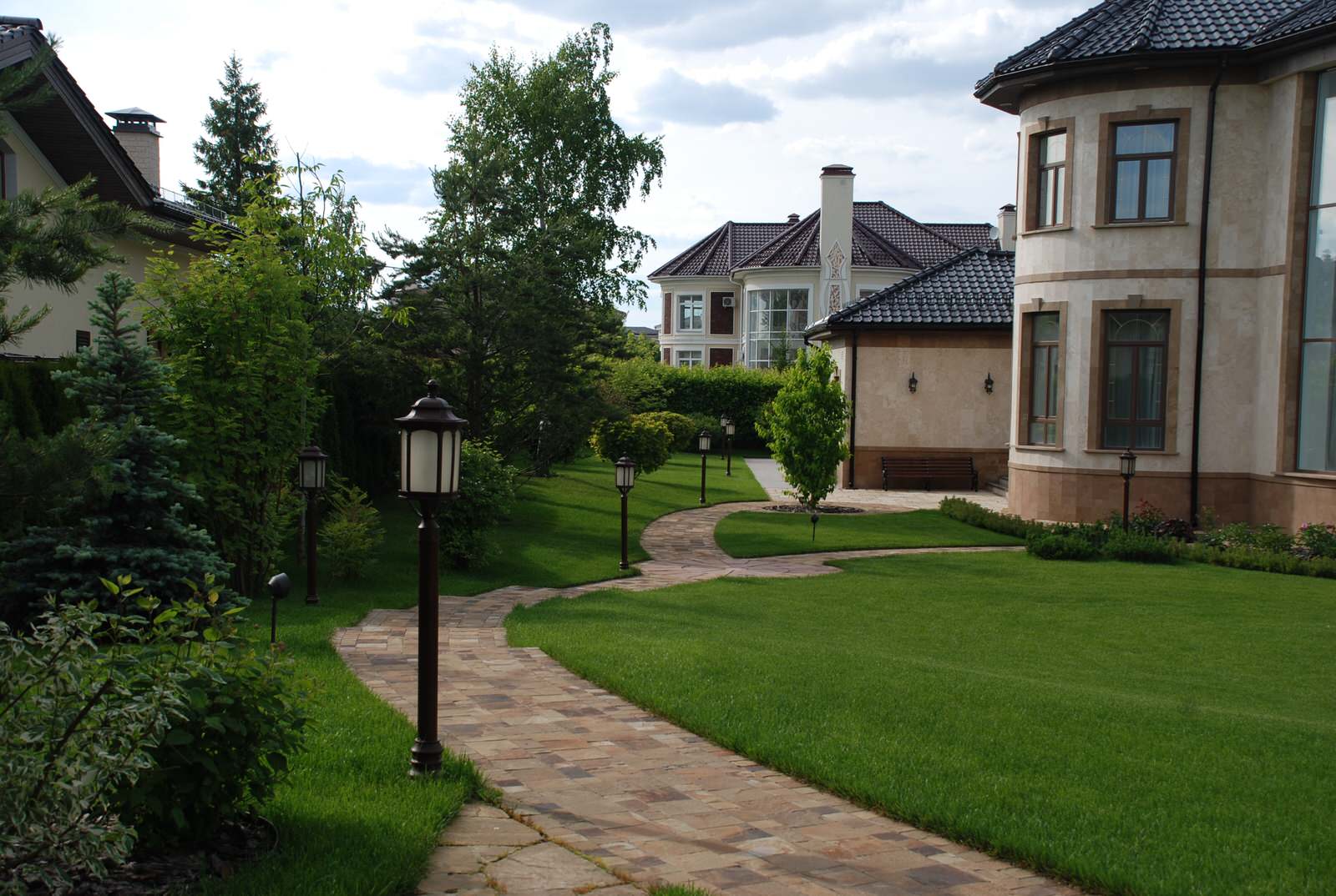 Сад в КП Миллениум Парк