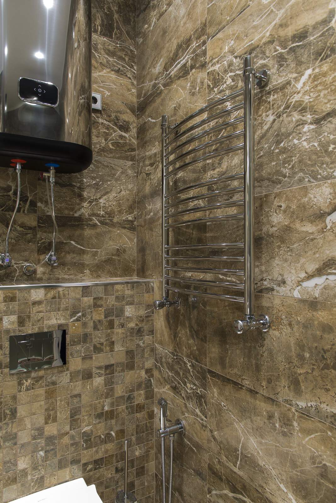 Частная квартира для него