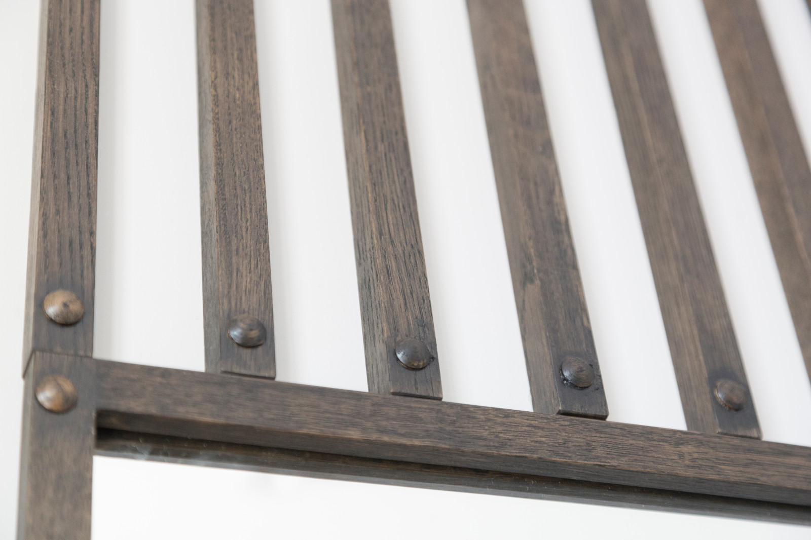 Винный стеллаж из дуба в масле