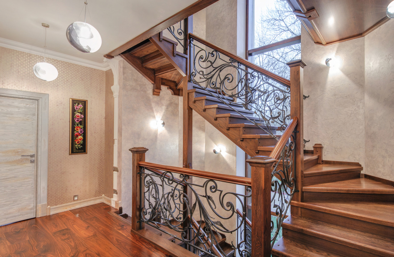 Трехэтажный таунхауз