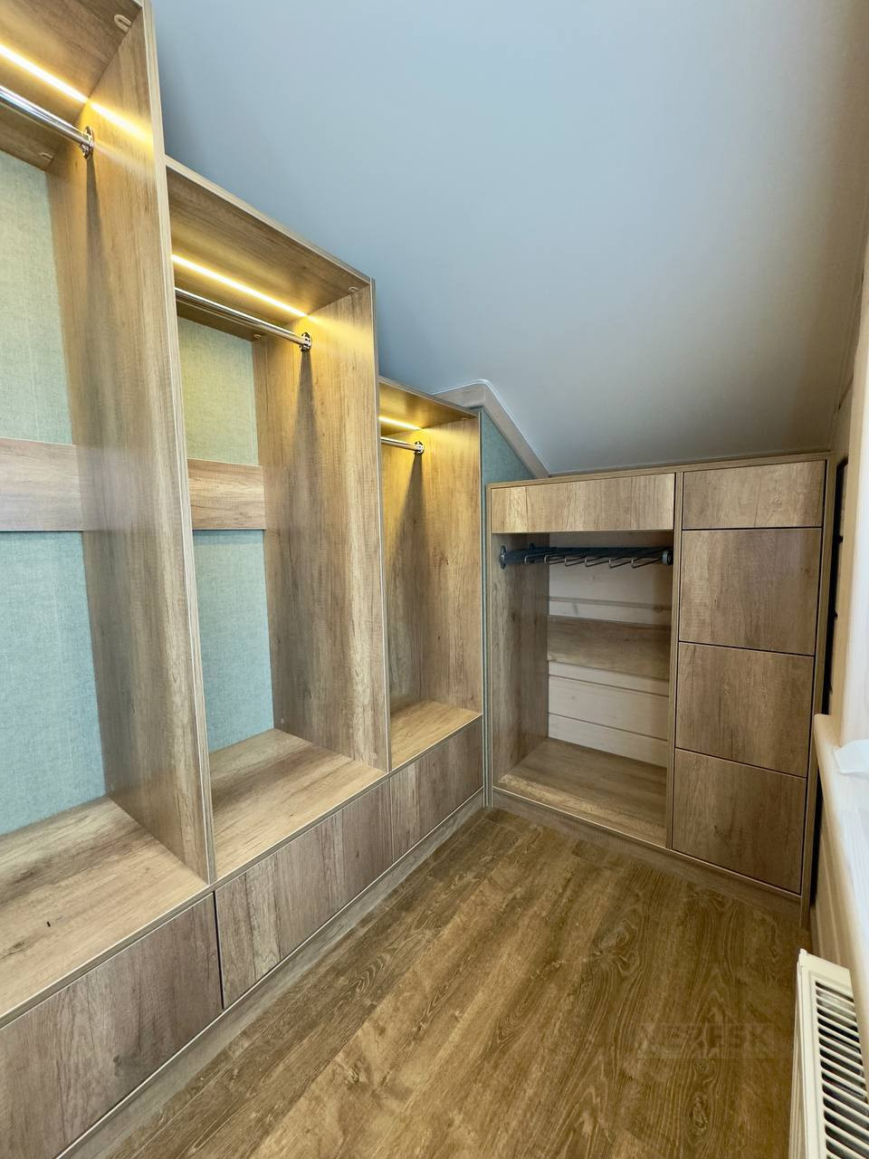 Гардеробные с подсветкой