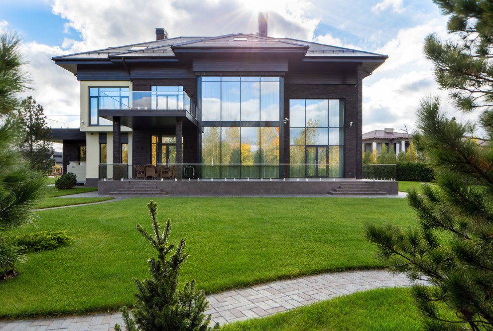 Загородный дом в посёлке Montevil - экстерьеры