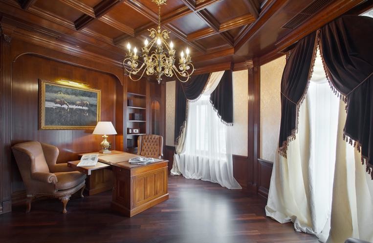 «Три цвета рококо»