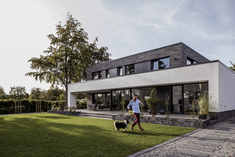 Обложка проекта: Остекление коттджей и загородных домов