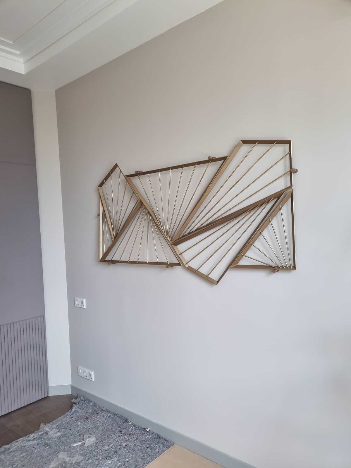 Обложка проекта: картина из металла