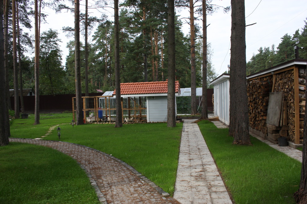 Реализация ландшафтного проекта в сосновом лесу