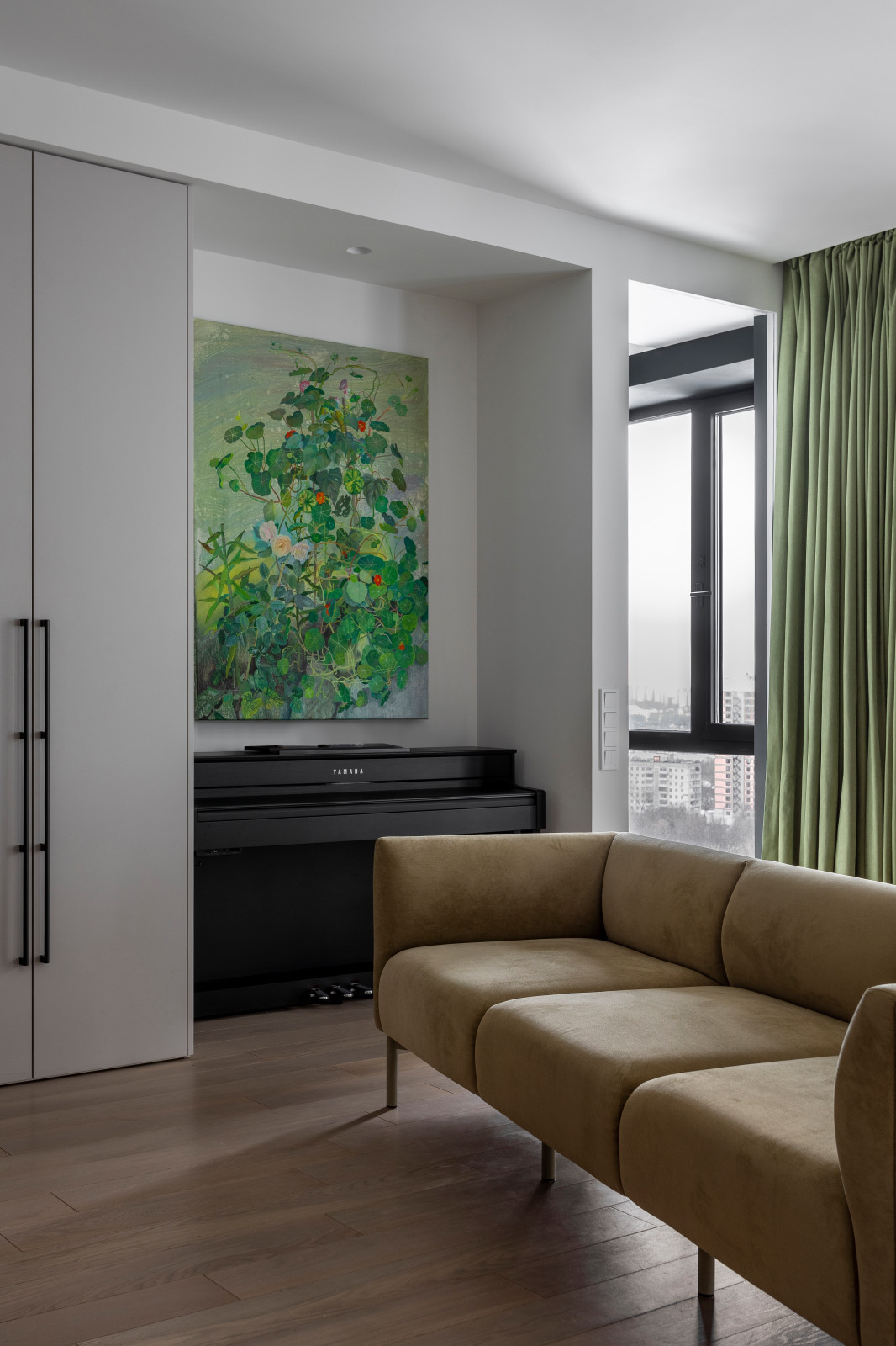 Flat for a couple of cardiologists