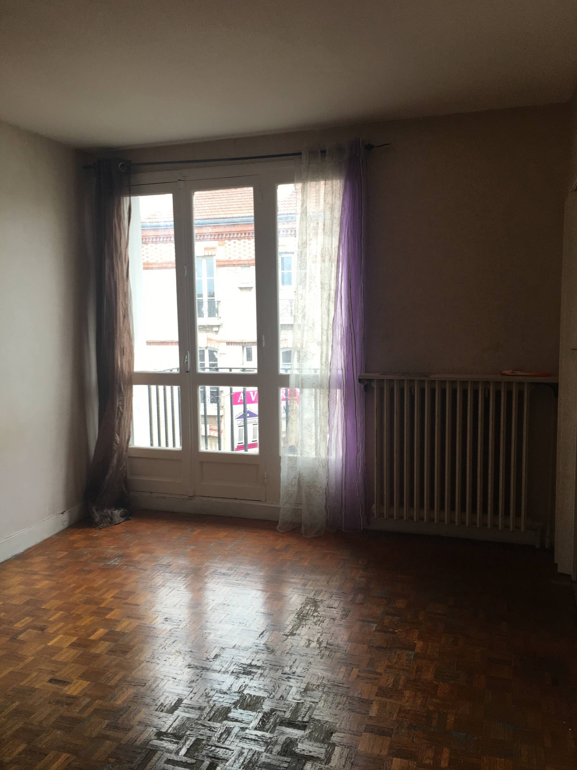 Houzz Франция: 3 проекта квартир-студий с выделенной спальней