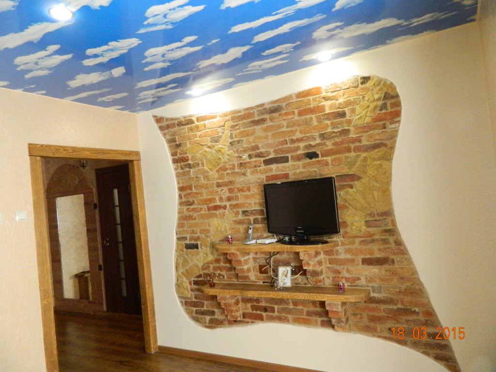 СТАРАЯ КИРПИЧНАЯ КЛАДКА