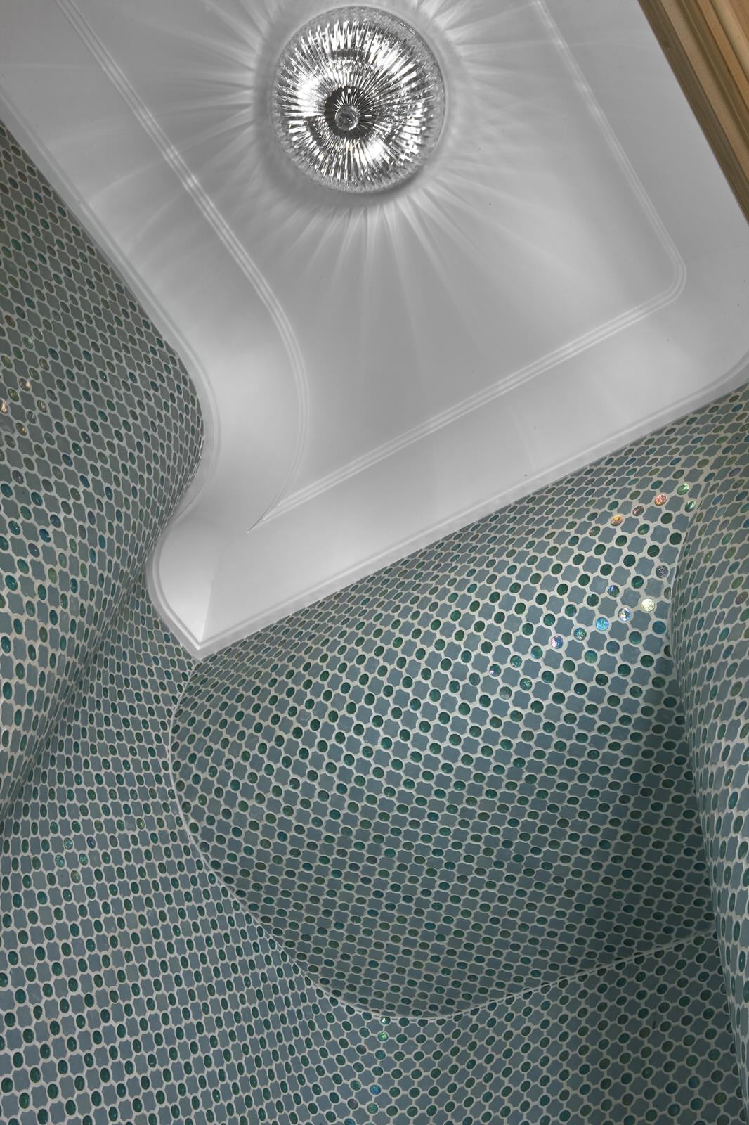 Мозаика в гостевом санузле