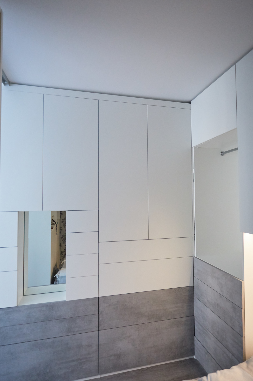 Корпусный шкаф в спальню raumplus