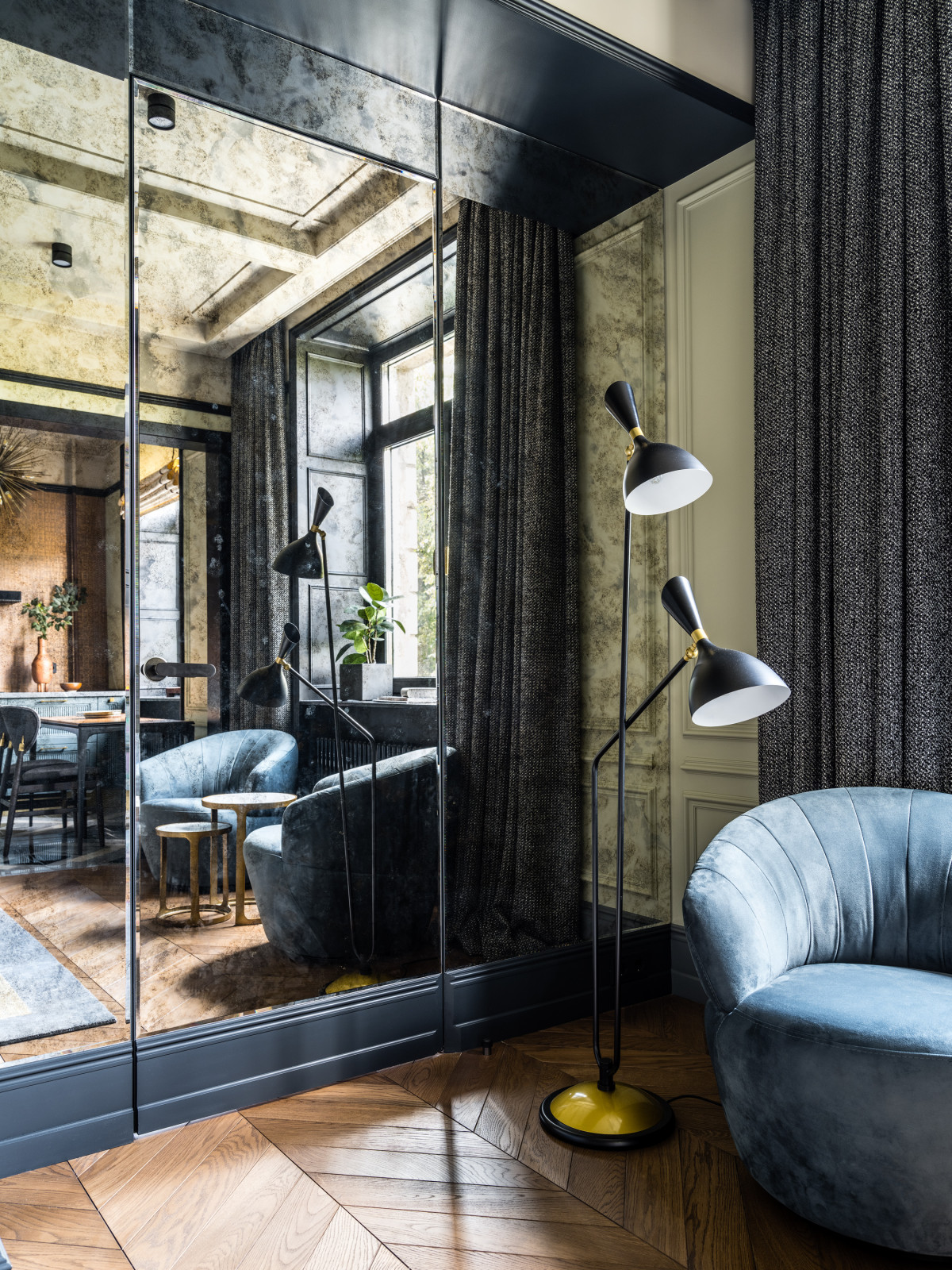 Сталинка на Университетском проспекте, 75 кВ.м.