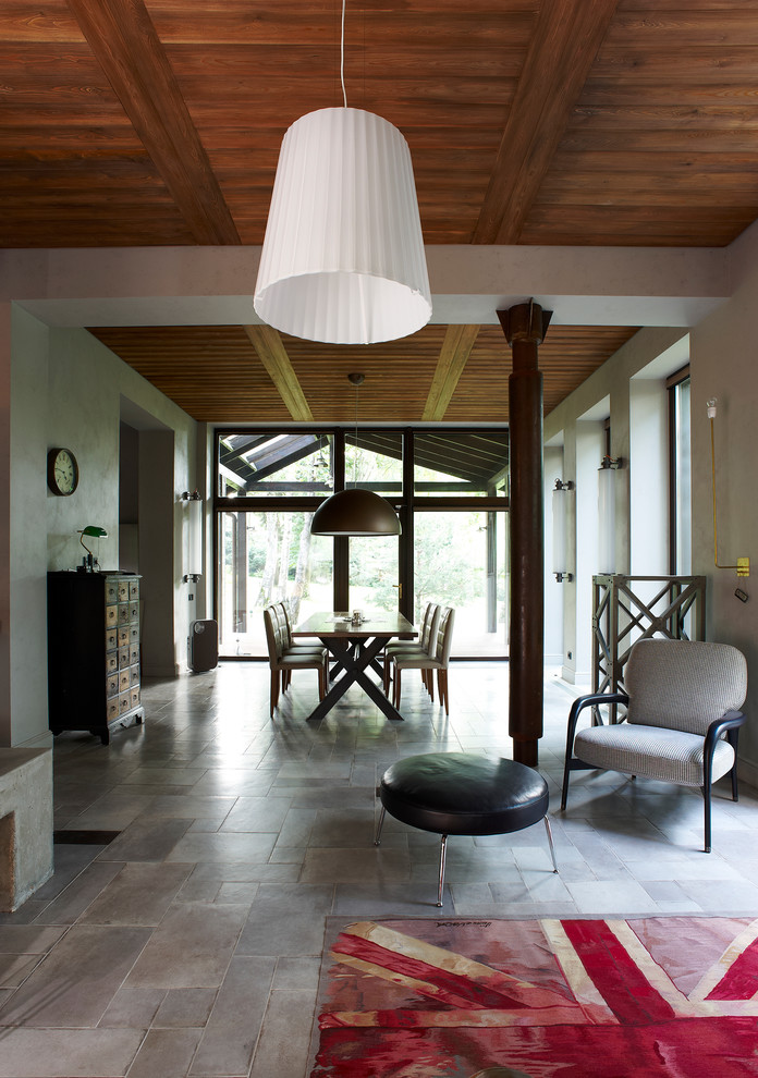 Дом на склоне