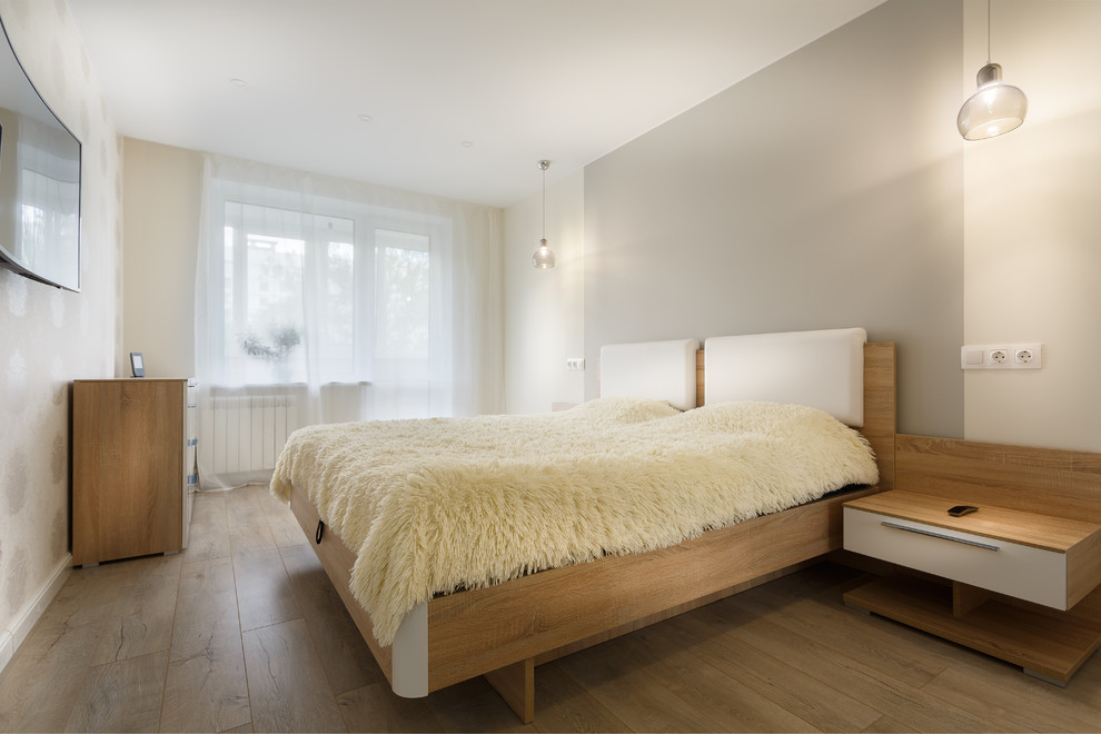 Саянская. Трехкомнатная