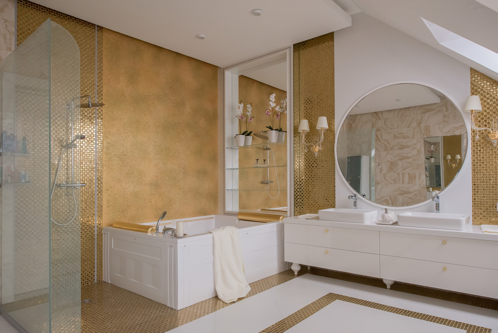 В большом доме - большие возможности