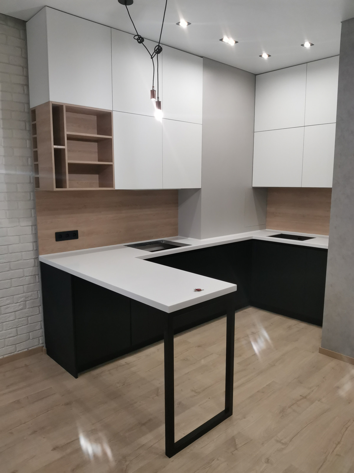 НМ, Объект "Морская Звезда" на ул.Оптиков