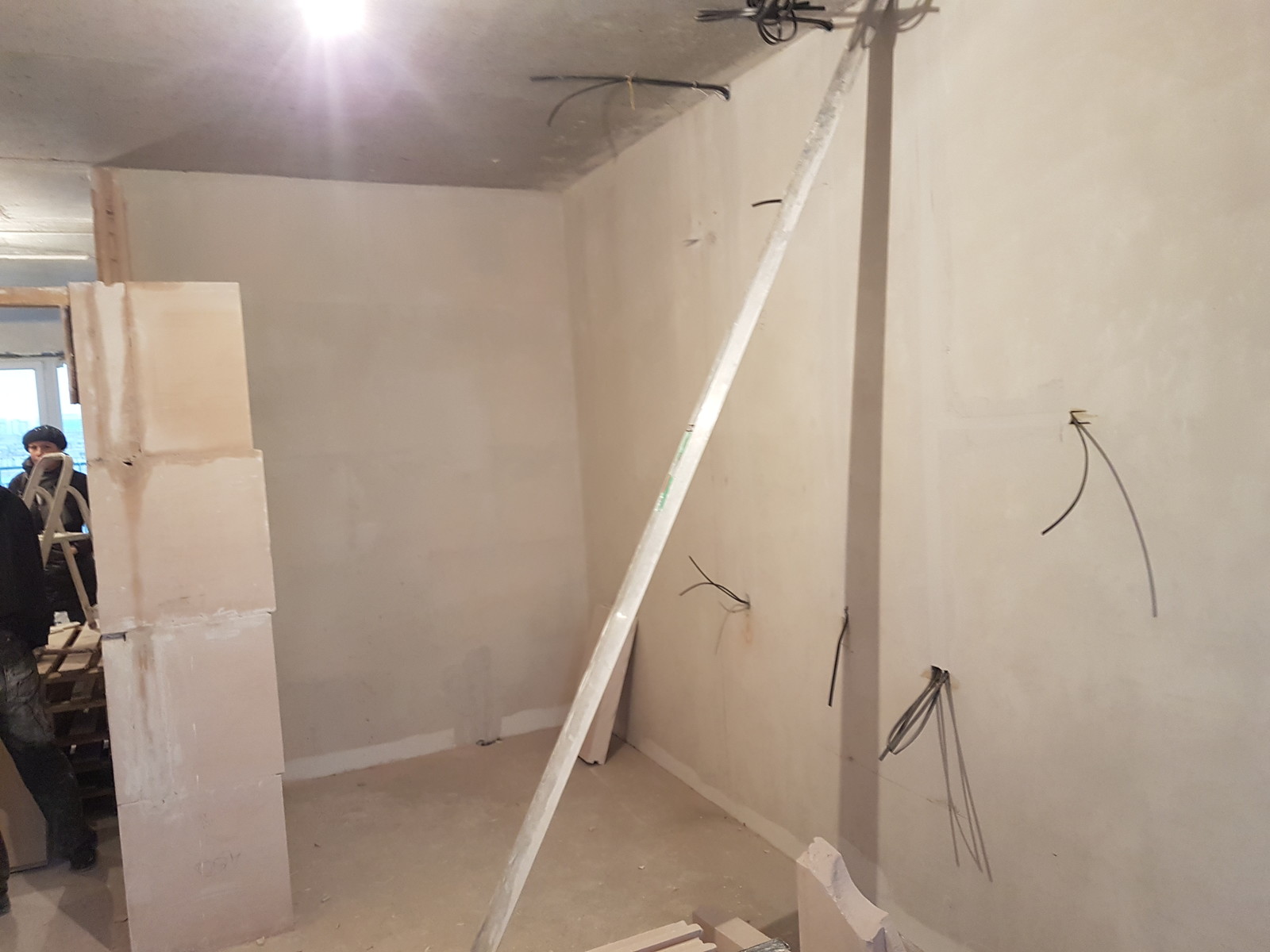 Ремонт 3х ком-ой квартиры 76.8м2 в ЖК"Авентино"(демонтаж,электрик,монтаж ПГП)