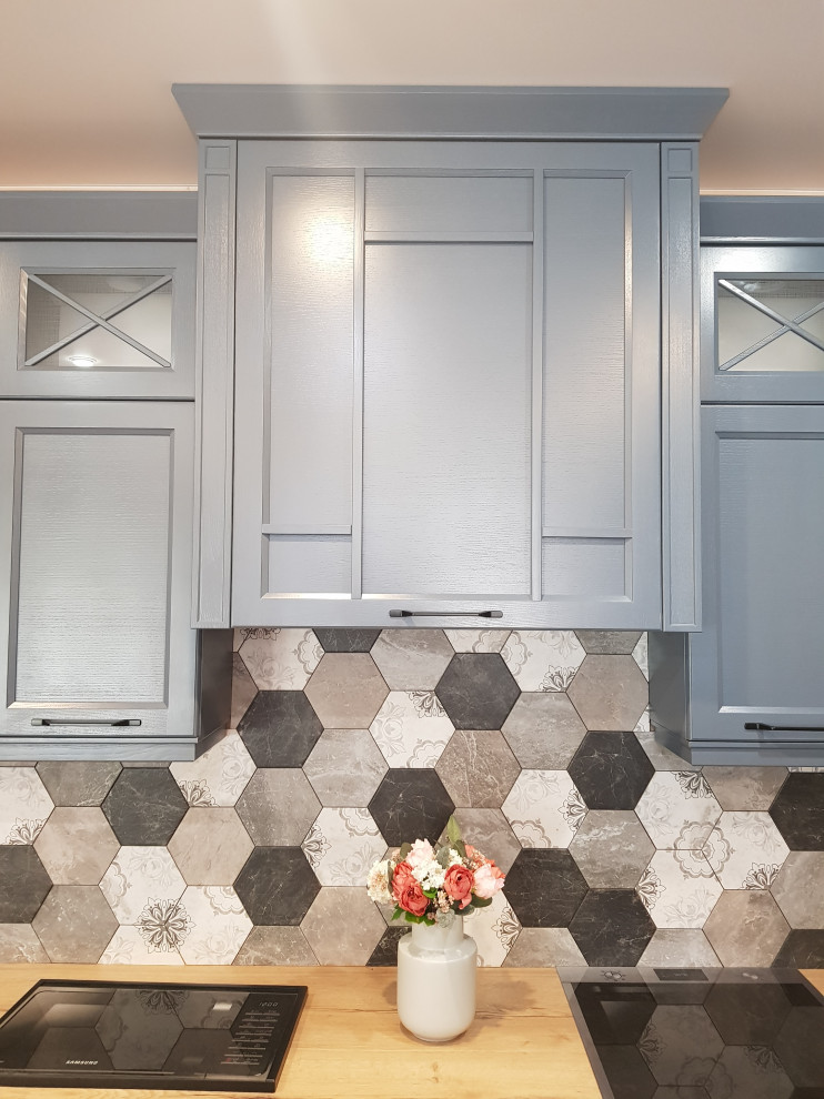 Кухни массив