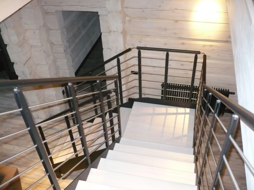 Laser Wood - Лестница с итальянским ограждением (2018)