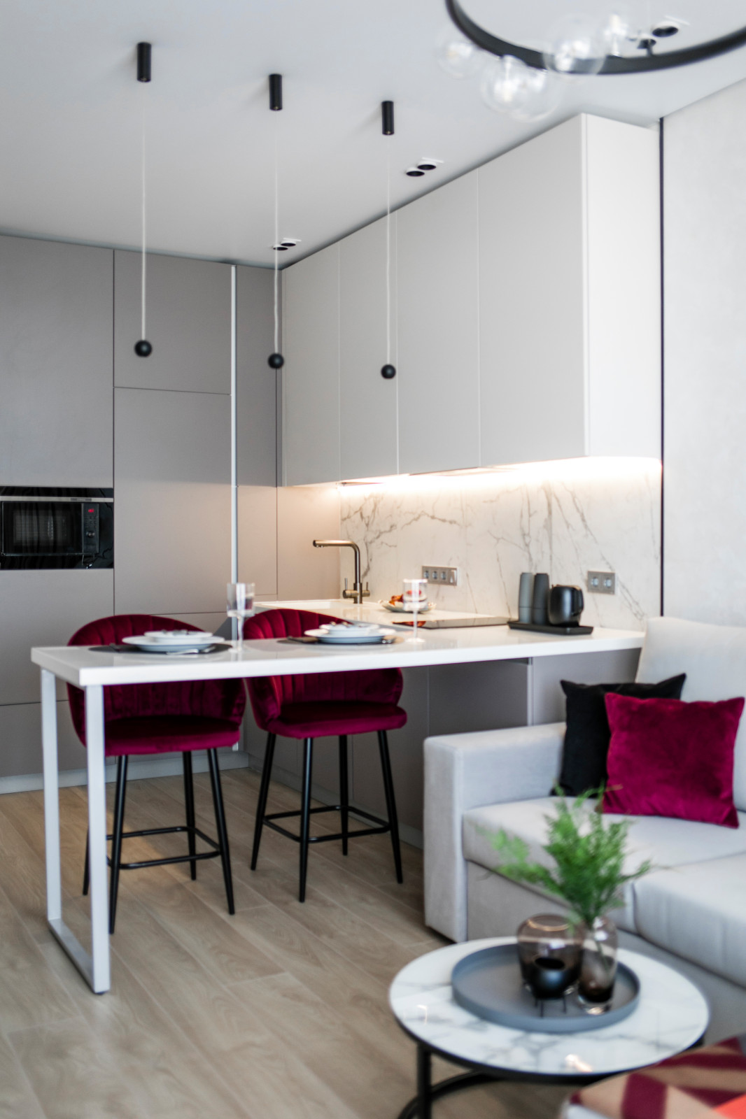 Однокомнатная квартира для молодой девушки 44 кв.м.