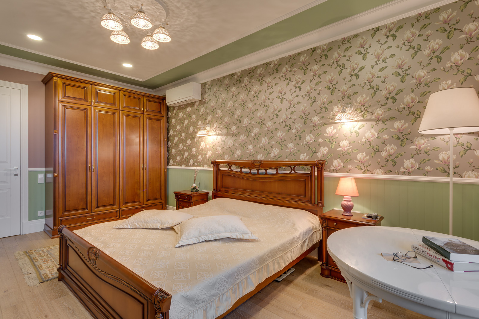 КЛАССИКА ЖАНРА