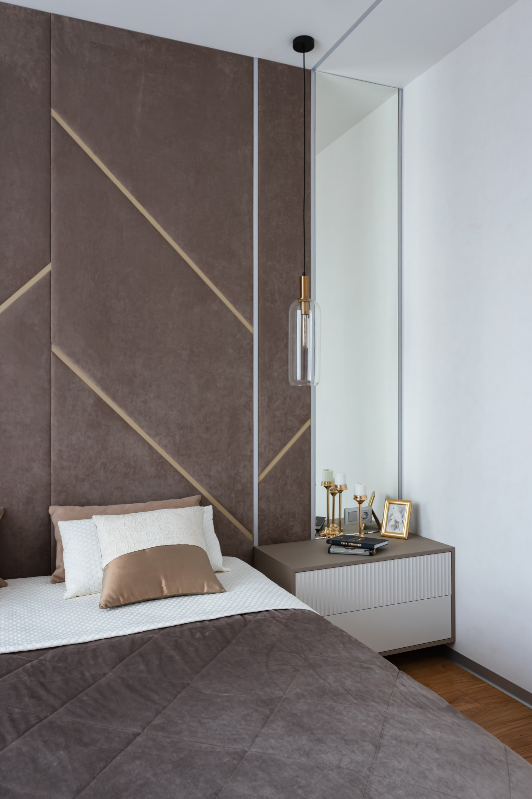 Нежная спальня в ЖК Макаровский