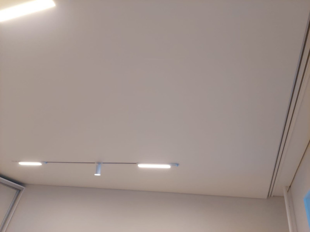 Обложка проекта: Теневой натяжной потолок