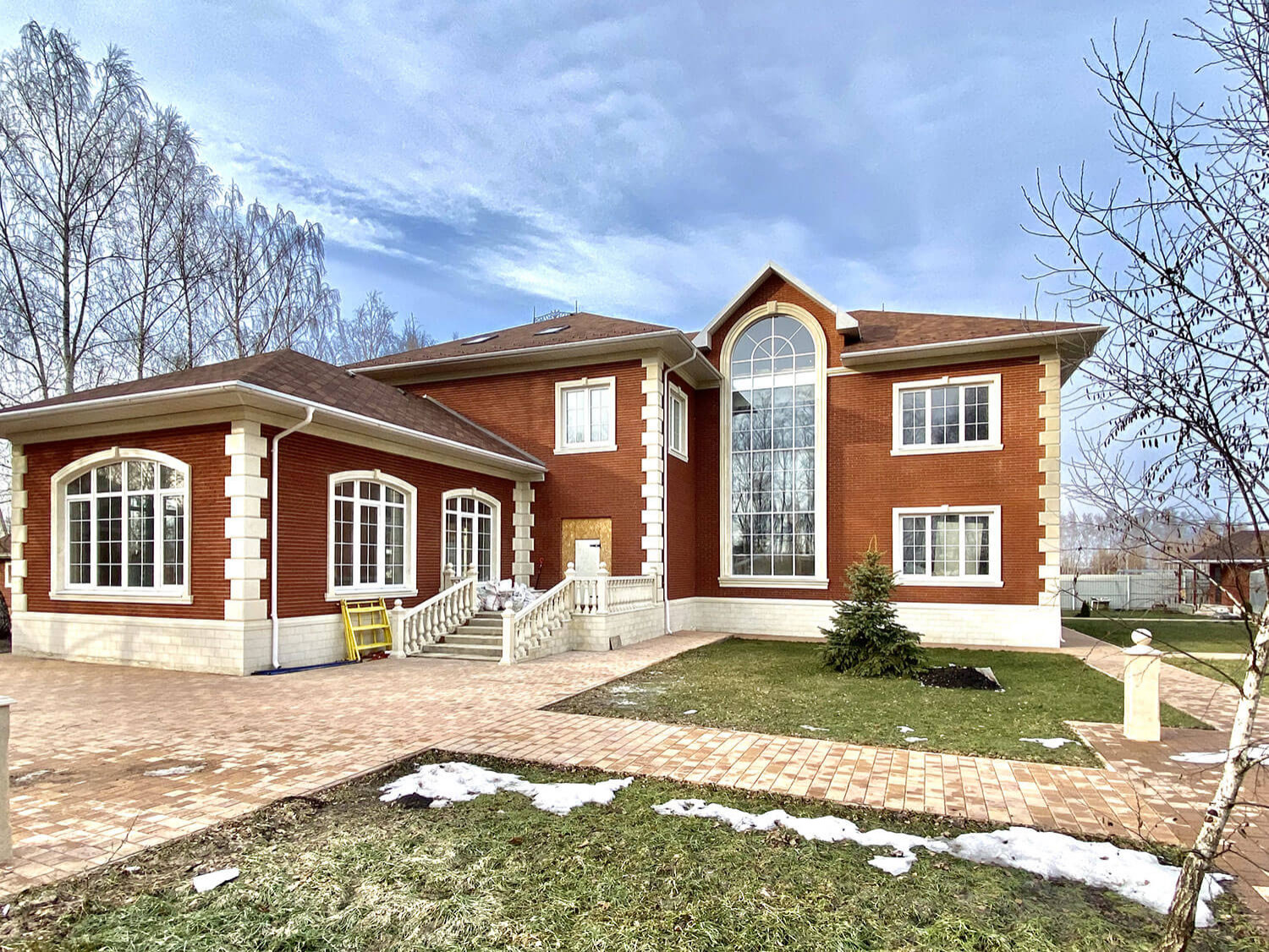 Остекление загородного коттеджа