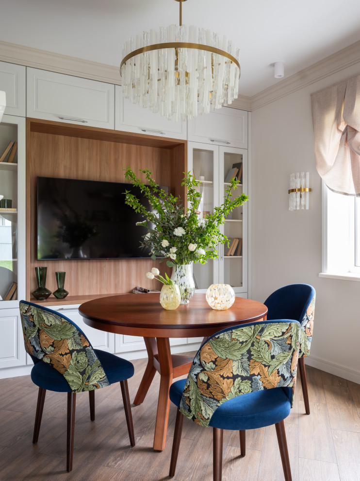 Двухэтажный дом с террасой площадью 170 м²