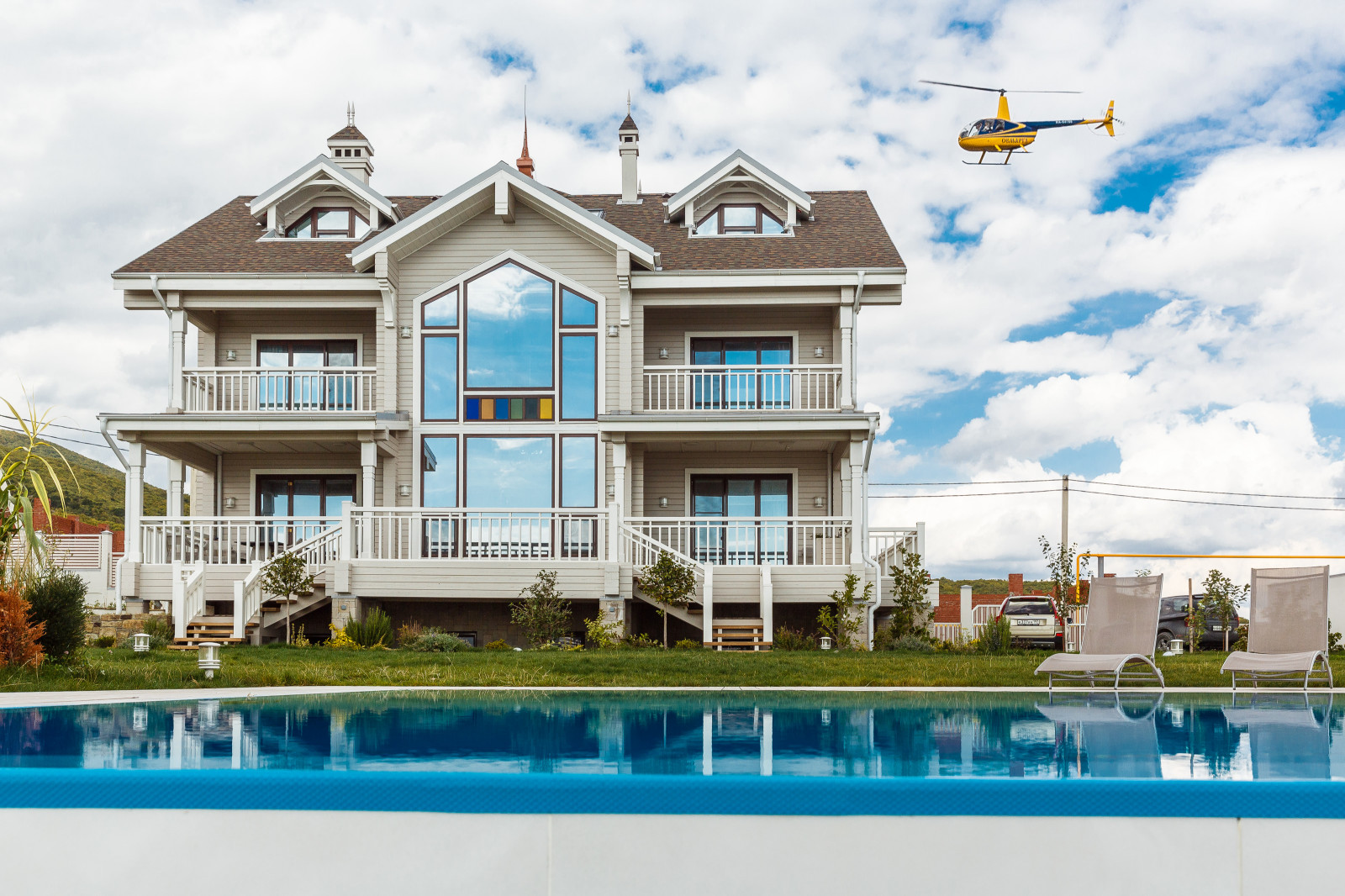 Вилла в пос. Мысхако с панорамным видом на море.