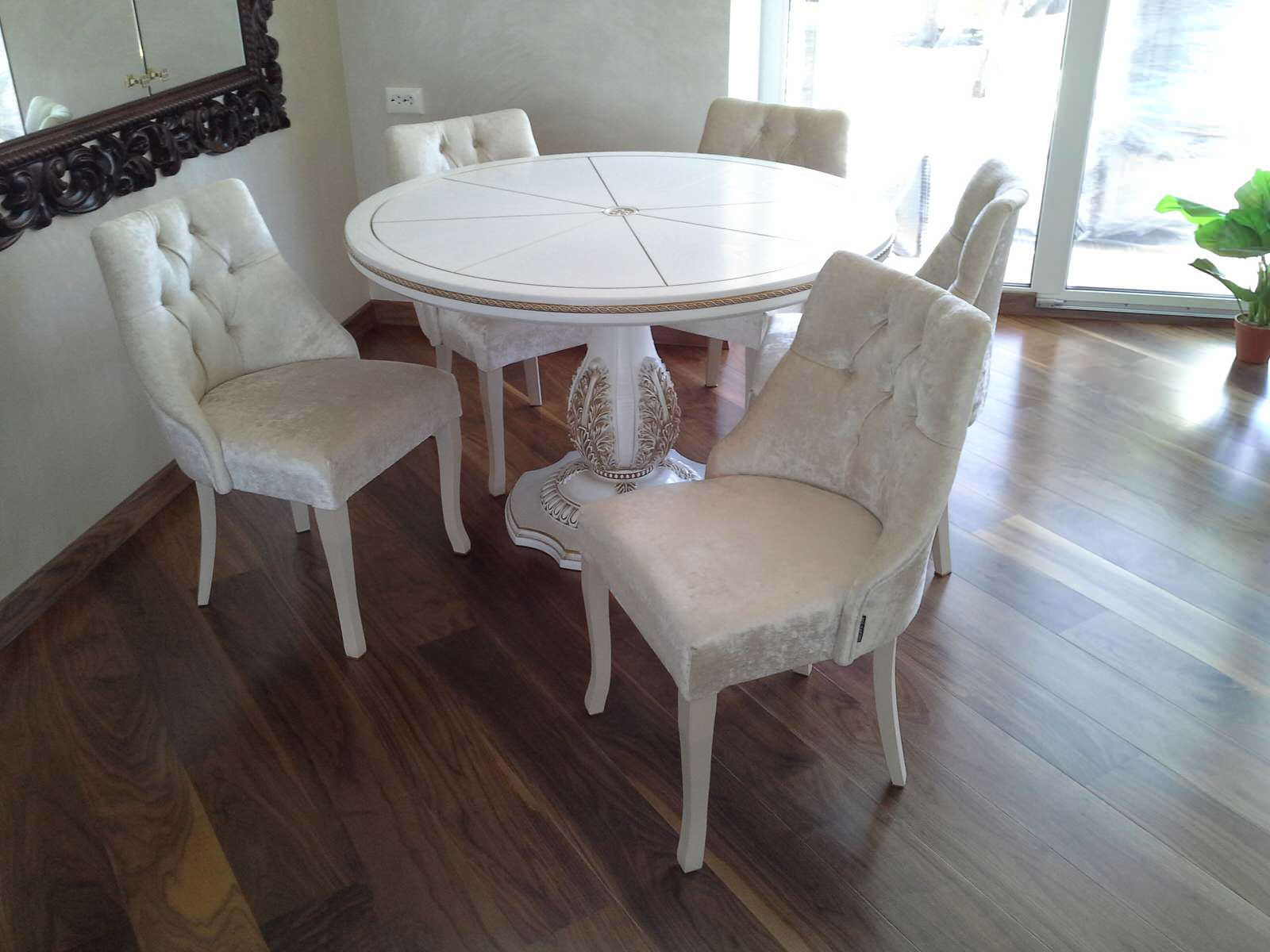 Стул "Дени Классика" в интерьере столовой