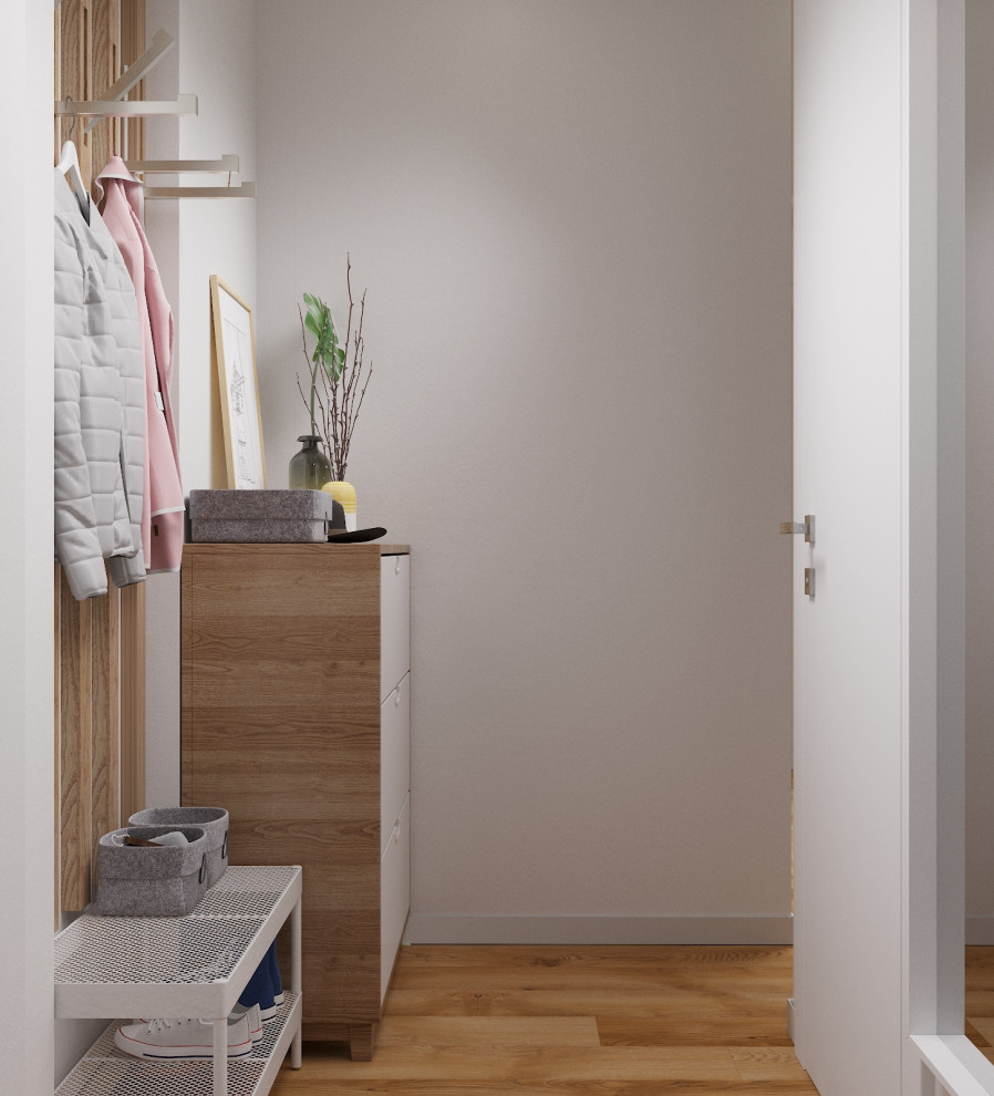 Молодая пара в ожидании чуда