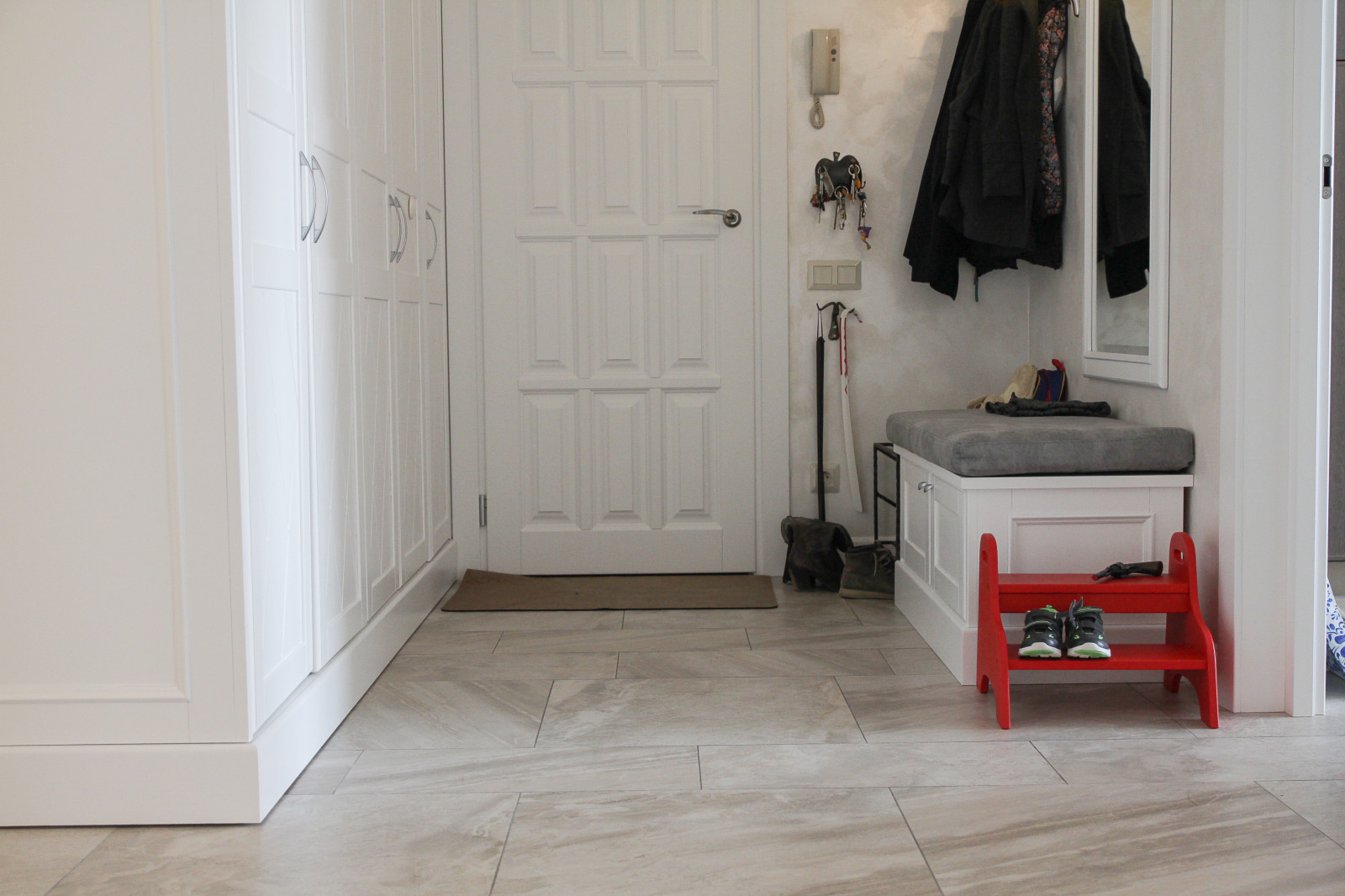 С акцентом на цвет