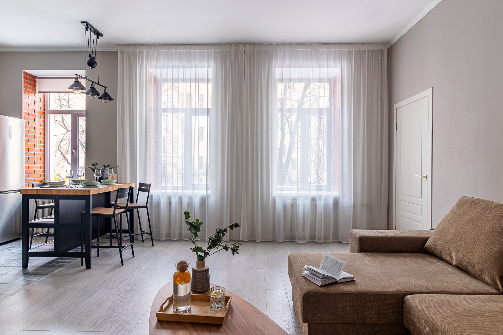 Съемка квартиры в историческом центре Санкт-Петербурга для сдачи в аренду.