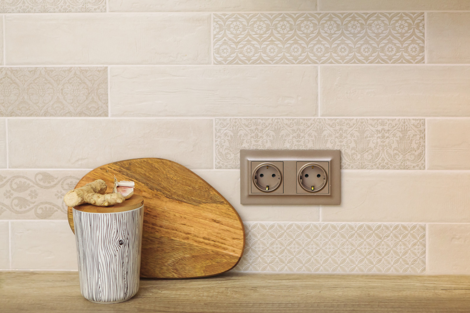 Светлая кухня-гостиная в ЖК Цивилизация