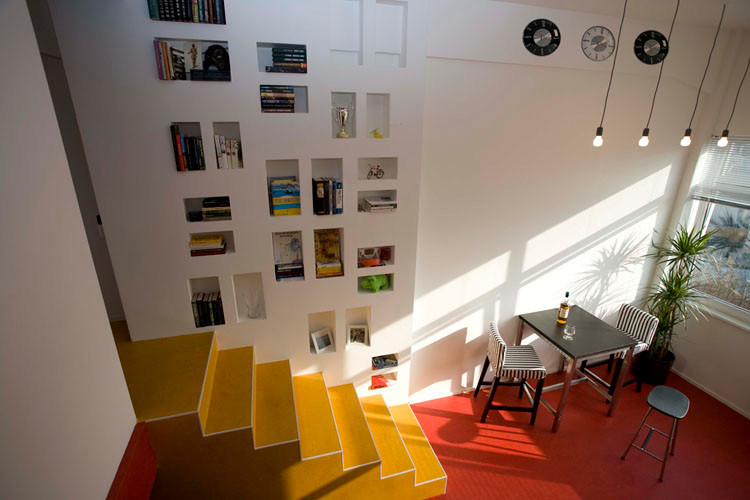 Обложка альбома: интерьер