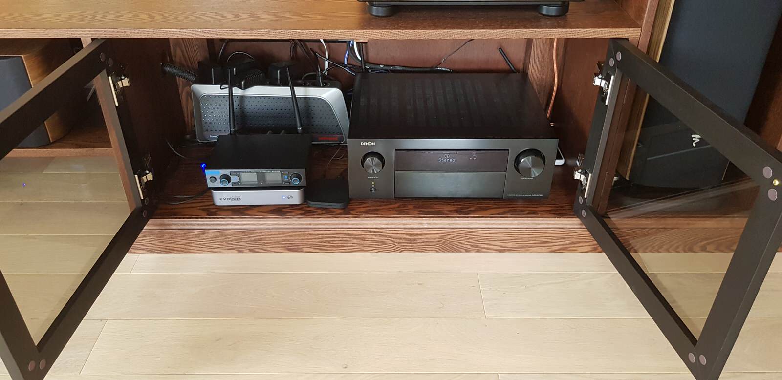 Домашний кинотеатр (Экран + Проектор,ТВ)