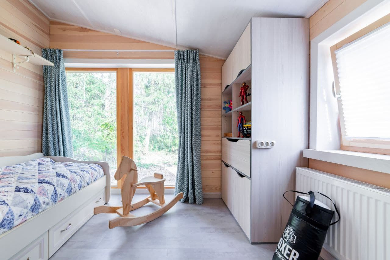 Детская комната с мебелью для двоих детей